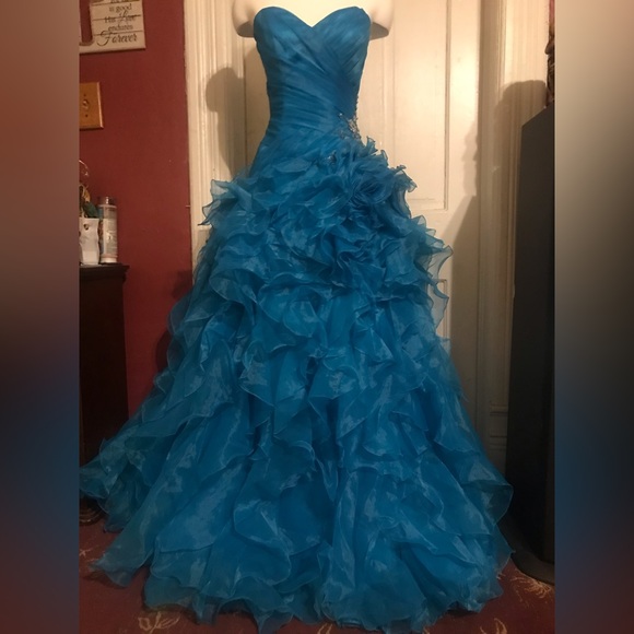 Prom dress Gorgeous turquoise  size: 2 - Picture 7 of 16